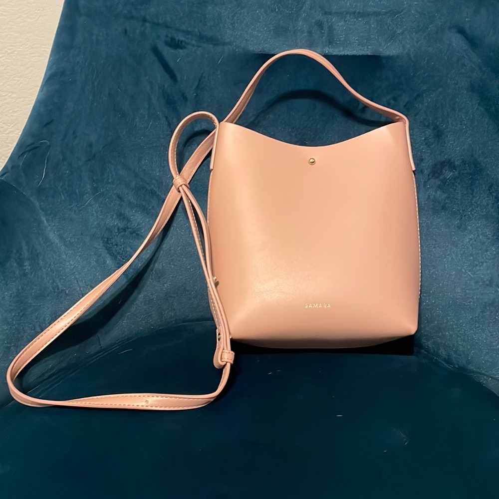 Samara shoulder bag (medium, peony). NWOT